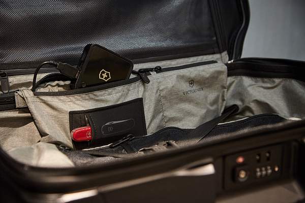 Чемодан VICTORINOX Lexicon Victorinox, Артикул: 602103 фото №1