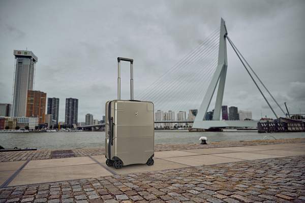 Чемодан VICTORINOX Lexicon Victorinox, Артикул: 602104 фото №1