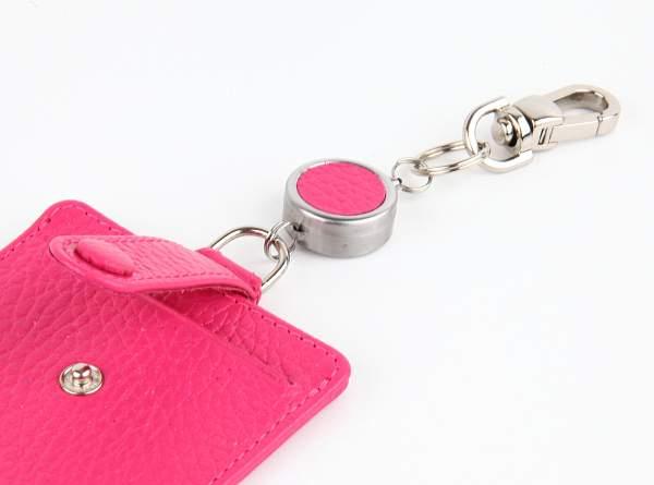 Бейдж для пропуска женский кожаный Petek 602.46D.44 Petek, Артикул: 602.46D.44 фото №1