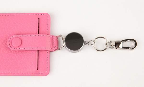 Бейдж для пропуска женский кожаный Petek 602.46D.95 Petek, Артикул: 602.46D.95 фото №1