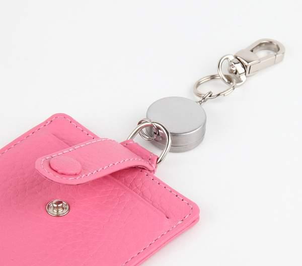 Бейдж для пропуска женский кожаный Petek 602.46D.95 Petek, Артикул: 602.46D.95 фото №1