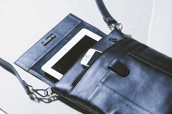 Кожаная сумка через плечо BRIALDI Toronto (Торонто) black BR00027HO Черный Brialdi, Артикул: BR00027HO фото №1