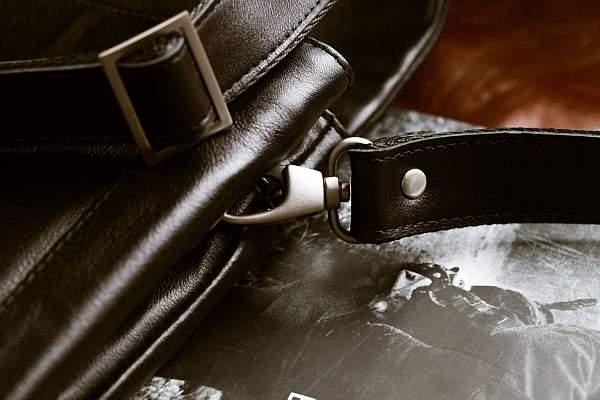 Кожаная сумка через плечо BRIALDI Chelsea (Челси) black BR00207OR Черный Brialdi, Артикул: BR00207OR фото №1