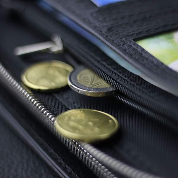 Вместительный мужской клатч BRIALDI Warren (Уоррен) relief black BR26762AO Черный Brialdi, Артикул: BR26762AO фото №1