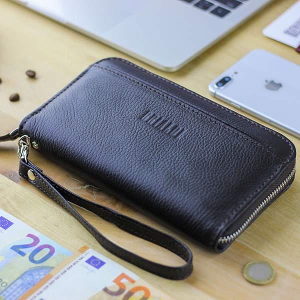 Мужской клатч BRIALDI Medway (Медуэй) relief brown BR28537WO Коричневый Brialdi, Артикул: BR28537WO фото №1