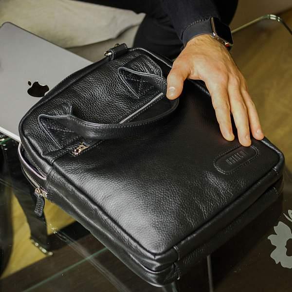 Кожаная сумка через плечо BRIALDI Valbona (Вальбона) relief black BR12999CM Черный Brialdi, Артикул: BR12999CM фото №1