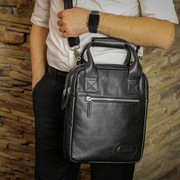 Кожаная сумка через плечо BRIALDI Valbona (Вальбона) relief black BR12999CM Черный Brialdi, Артикул: BR12999CM фото №1