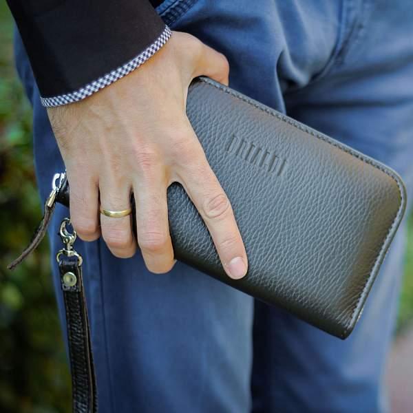 Мужской клатч BRIALDI Silvio (Сильвио) relief brown BR19842AL Коричневый Brialdi, Артикул: BR19842AL фото №1