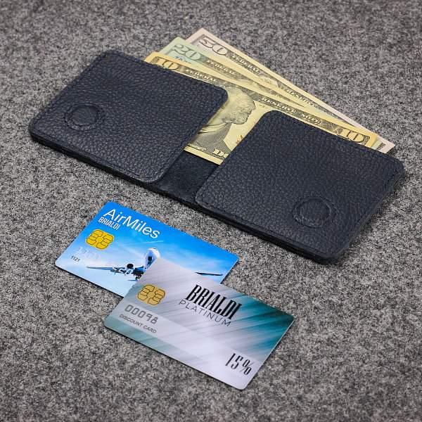 Мультиклатч 2-В-1 BRIALDI Drake (Дрейк) relief navy BR23098QF Синий Brialdi, Артикул: BR23098QF фото №1