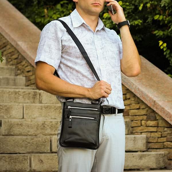 Кожаная сумка через плечо BRIALDI Headford (Хедфорд) relief black BR34404NS Черный Brialdi, Артикул: BR34404NS фото №1