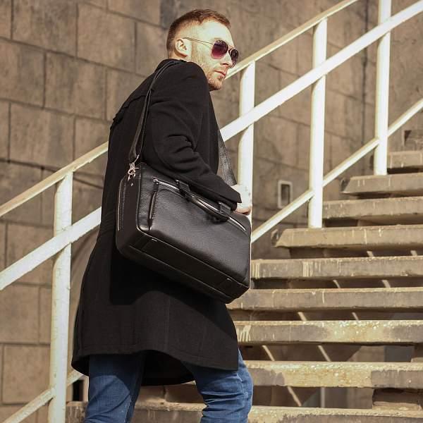 Мужская деловая сумка с 23 карманами и отделами BRIALDI Baltimore (Балтимор) relief black BR44548IQ Черный Brialdi, Артикул: BR44548IQ фото №1