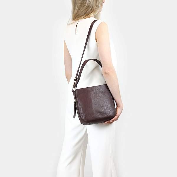 Продуманный шоппер BRIALDI Dora (Дора) bison burgundy BR47545IT Бордовый Brialdi, Артикул: BR47545IT фото №1