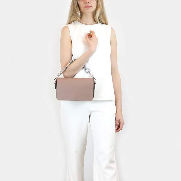 Роскошная сумочка на плечо оригинальной формы BRIALDI Isabel (Изабель) relief beige BR47685IY Бежевый Brialdi, Артикул: BR47685IY фото №1