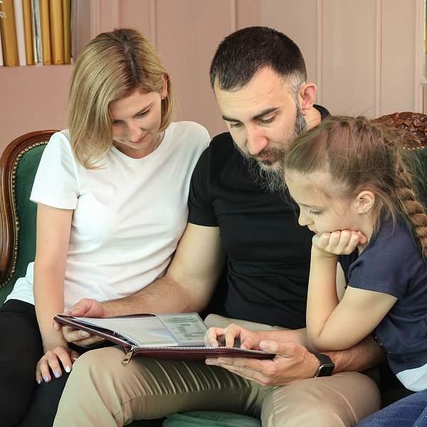 Органайзер для документов А5 с жесткой формой BRIALDI Cruise (Круиз) relief cherry BR49472XD Бордовый Brialdi, Артикул: BR49472XD фото №1