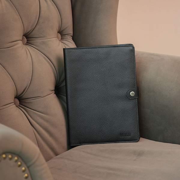 Папка для документов А5 мягкой формы BRIALDI File (Файл) relief black BR49581PJ Черный Brialdi, Артикул: BR49581PJ фото №1