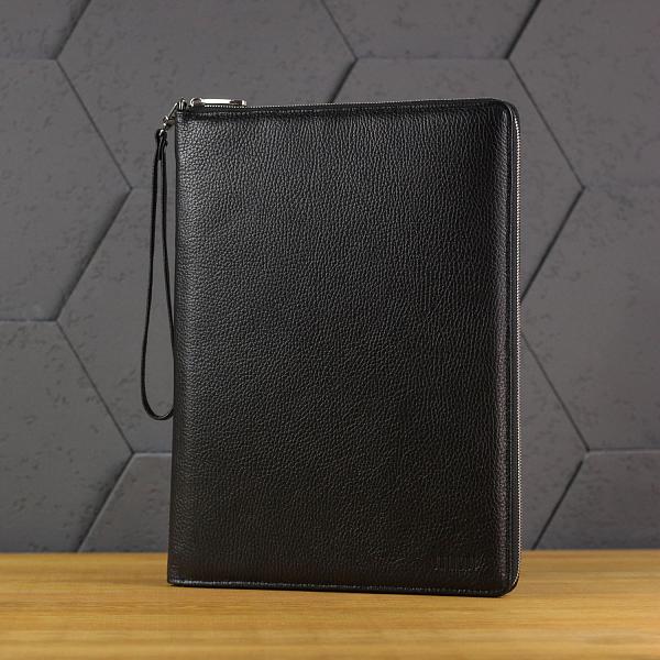 Папка для документов А4 с жесткой формой BRIALDI Mystory (Моя история) relief black BR49595CZ Черный Brialdi, Артикул: BR49595CZ фото №1
