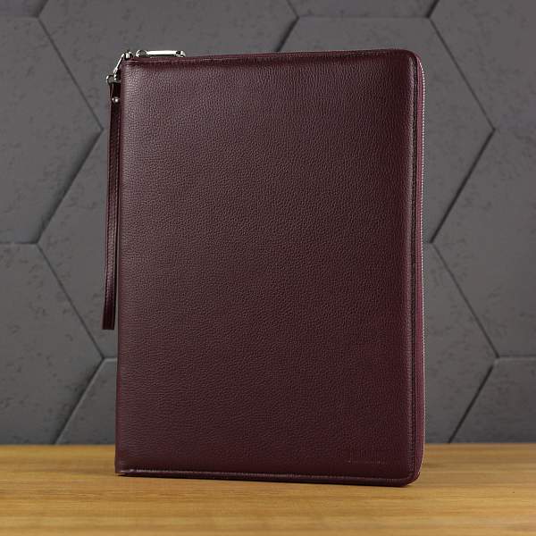 Папка для документов А4 с жесткой формой BRIALDI Mystory (Моя история) relief cherry BR49597XE Бордовый Brialdi, Артикул: BR49597XE фото №1