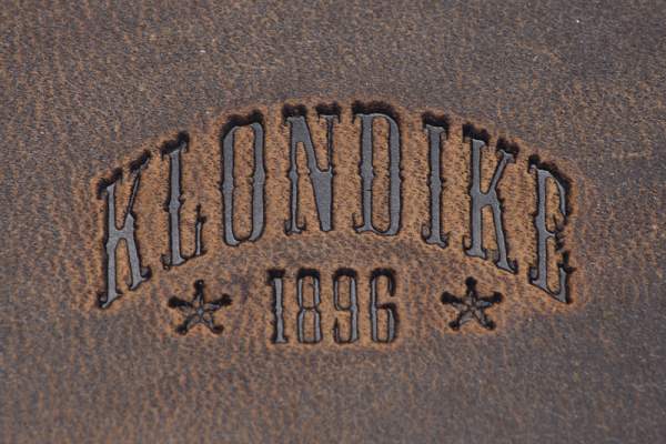 Ключница KLONDIKE Yukon, натуральная кожа в коричневом цвете, 11,5 х 2 х 7,5 см KD1115-03 KLONDIKE 1896, Артикул: KD1115-03 фото №1