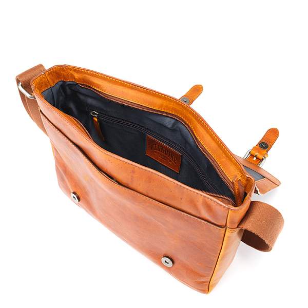 Сумка через плечо KLONDIKE DIGGER «Joe», натуральная кожа цвета коньяк, 28 x 32 x 8 см KD1050-04 KLONDIKE 1896, Артикул: KD1050-04 фото №1