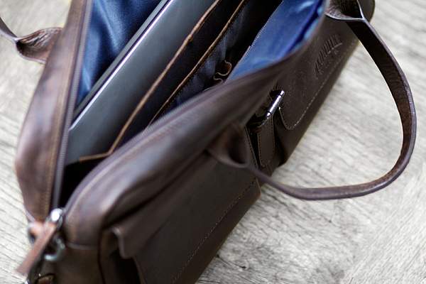 Сумка KLONDIKE DIGGER «Carl», натуральная кожа в темно-коричневом цвете, 42 x 30 x 9 см KD1053-03 KLONDIKE 1896, Артикул: KD1053-03 фото №1