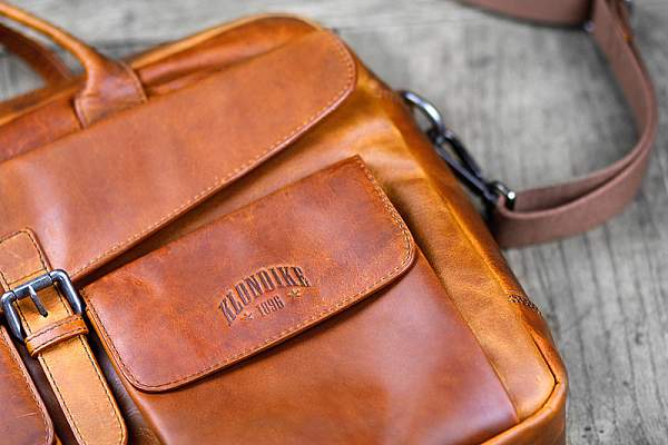 Сумка KLONDIKE DIGGER «Carl», натуральная кожа цвета коньяк, 42 x 30 x 9 см KD1053-04 KLONDIKE 1896, Артикул: KD1053-04 фото №1