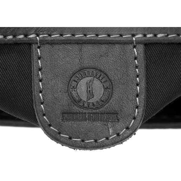 Сумка KLONDIKE Native, натуральная кожа в черном цвете, 30 х 7 х 25 см KD1126-01 KLONDIKE 1896, Артикул: KD1126-01 фото №1