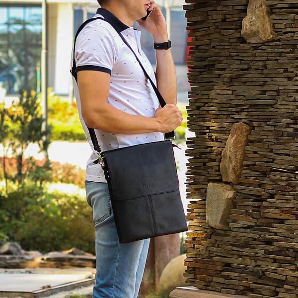 Вертикальная сумка через плечо BRIALDI Delphi (Делфи) relief black BR34388VN Черный Brialdi, Артикул: BR34388VN фото №1