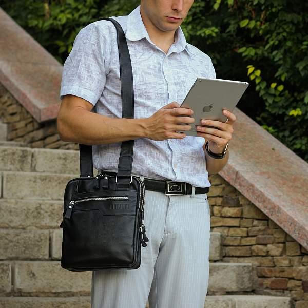 Вертикальная сумка через плечо BRIALDI Taller (Таллер) relief black BR34410TO Черный Brialdi, Артикул: BR34410TO фото №1