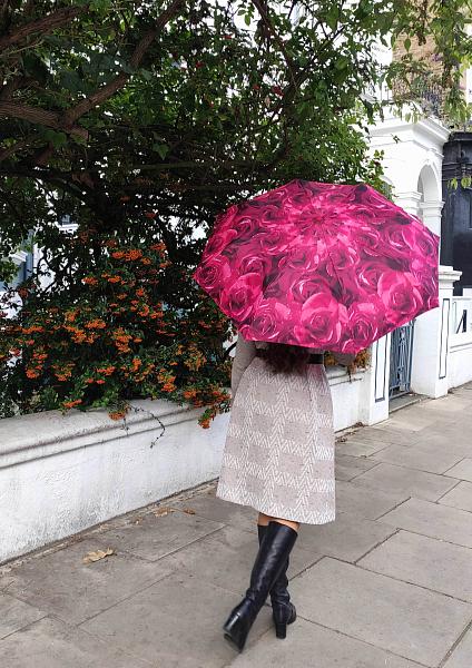 L346-2252 PhotoRoseRed (Красные розы) Зонт женский автомат Fulton Fulton, Артикул: L346-2252 PhotoRoseRed фото №1