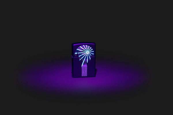 Зажигалка ZIPPO Mountain Waterfall с покрытием Black Light, латунь/сталь, черная,матовая 38x13x57 мм 48676 Zippo, Артикул: 48676 фото №1