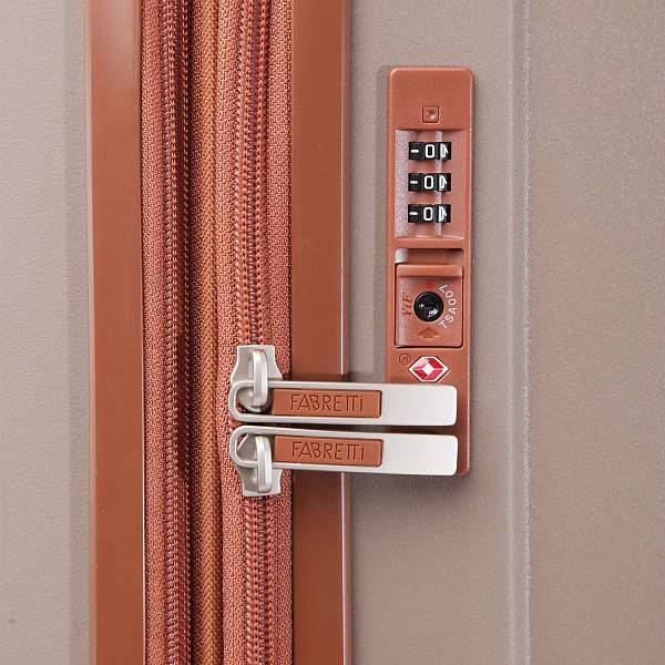 EN1010-24-3 FABRETTI Чемодан 4-х колесный 100% полипропилен Fabretti, Артикул: EN1010-24-3 фото №1