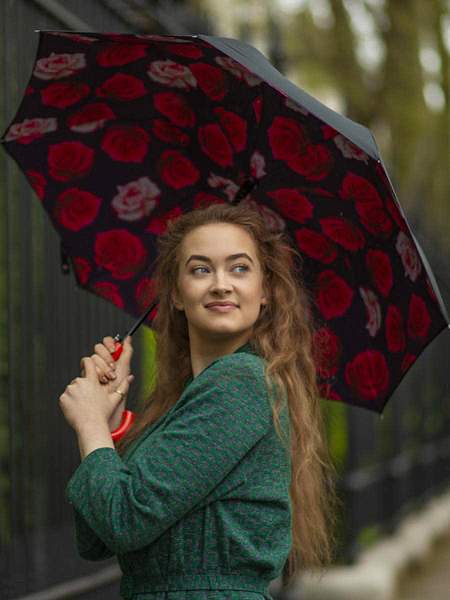 L754-4427 FloatingRoses (Красные розы) Зонт женский трость Fulton Fulton, Артикул: L754-4427 FloatingRoses фото №1