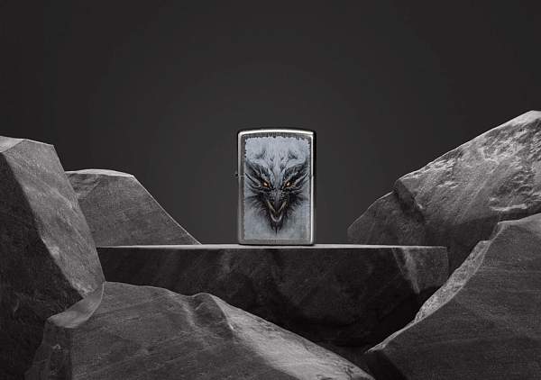 Зажигалка ZIPPO Dragon Design с покрытием Linen Weave, латунь/сталь, серебристая, 38x13x57 мм 48732 Zippo, Артикул: 48732 фото №1