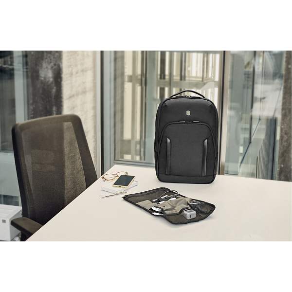 Рюкзак VICTORINOX Altmont Professional City Laptop 14'', чёрный, полиэфирная ткань, 27x15x40 см,14 л 612253 Victorinox, Артикул: 612253 фото №1
