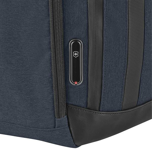 Рюкзак VICTORINOX Architecture Urban 2 Deluxe Backpack 15”, синий, полиэстер/кожа, 31x23x46 см, 23 л 612669 Victorinox, Артикул: 612669 фото №1