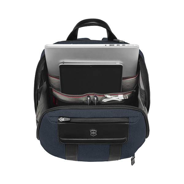 Рюкзак VICTORINOX Architecture Urban2 City Backpack 14'', синий, полиэстер / кожа, 30x19x42 см, 17 л 612670 Victorinox, Артикул: 612670 фото №1