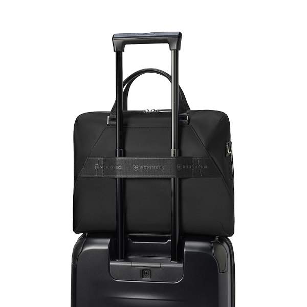 Портфель VICTORINOX Victoria Signature Briefcase, черный, нейлон/кожа, 42x13x30 см, 13 л 612209 Victorinox, Артикул: 612209 фото №1