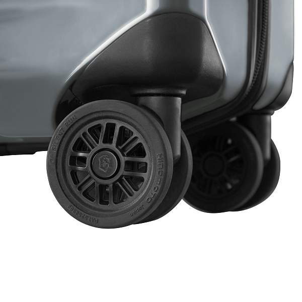 Чемодан VICTORINOX Airox, серебристый, 100% поликарбонат Makrolon, 40x20x55 см, 33 л 612499 Victorinox, Артикул: 612499 фото №1