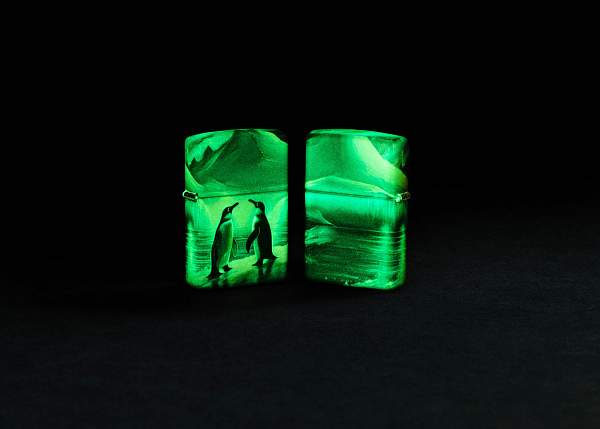 Зажигалка ZIPPO Penguin с покрытием Glow In The Dark Green, латунь/сталь, разноцветная, 38x13x57 мм 46014 Zippo, Артикул: 46014 фото №1