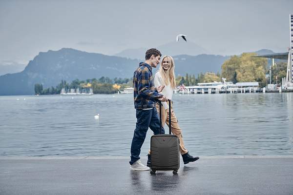 Чемодан WENGER Pegasus, черный, поликарбонат+АБС-пластик, средний, 46х66х26 см, 66 л. 610848 Wenger, Артикул: 610848 фото №1