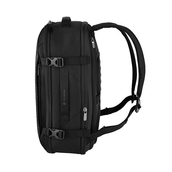 Рюкзак VICTORINOX Crosslight Boarding Bag, черный, RPET полиэстер, 39x22x53 см, 37 л 612423 Victorinox, Артикул: 612423 фото №1