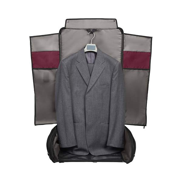 Портплед VICTORINOX Crosslight Garment Bag, черный, RPET полиэстер, 56x28x36 см, 45 л 612426 Victorinox, Артикул: 612426 фото №1