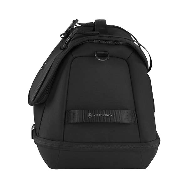 Дорожная сумка VICTORINOX Crosslight Duffel, черная, RPET полиэстер, 52x30x33 см, 37 л 612424 Victorinox, Артикул: 612424 фото №1