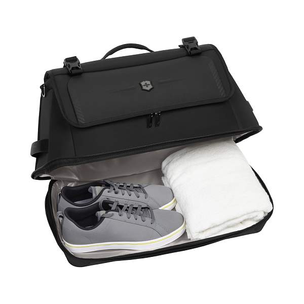 Дорожная сумка VICTORINOX Crosslight Duffel, черная, RPET полиэстер, 52x30x33 см, 37 л 612424 Victorinox, Артикул: 612424 фото №1
