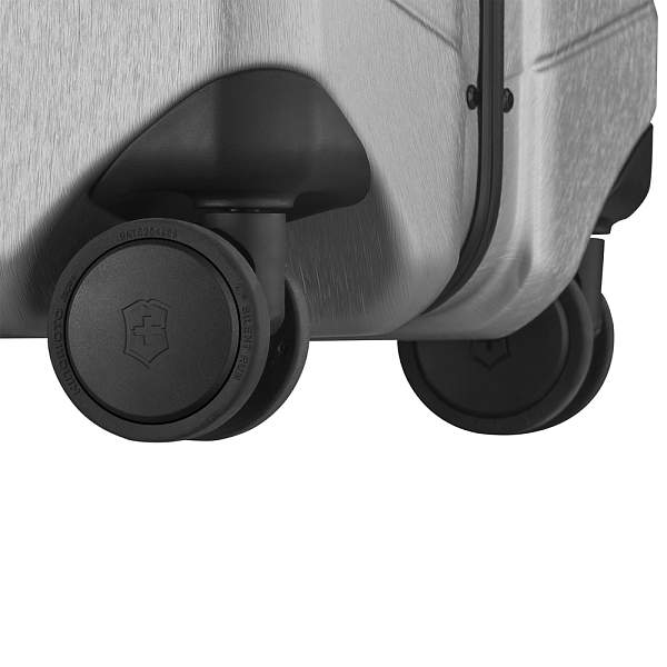 Чемодан VICTORINOX Lexicon Framed, серебристый, 100% поликарбонат Makrolon, 46x28x68 см, 72 л 610540 Victorinox, Артикул: 610540 фото №1