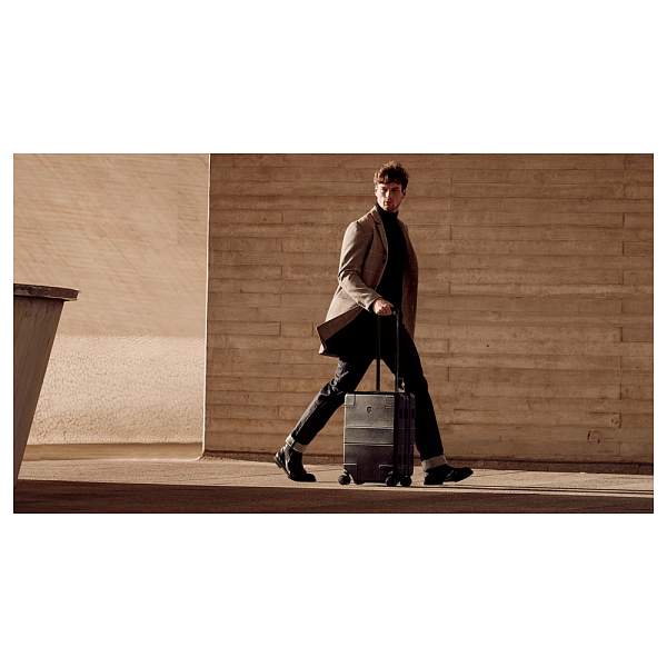 Чемодан VICTORINOX Lexicon Framed, черный, 100% поликарбонат Makrolon, 46x28x68 см, 72 л 610539 Victorinox, Артикул: 610539 фото №1