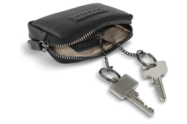 Ключница BUGATTI Elsa, с защитой данных RFID, чёрная, воловья кожа/полиэстер, 11х2х7 см 49462101 BUGATTI, Артикул: 49462101 фото №1