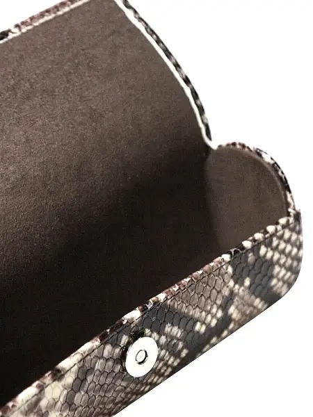 Футляр для очков женский кожаный Petek 694.245.45 Petek, Артикул: 694.245.45 фото №1