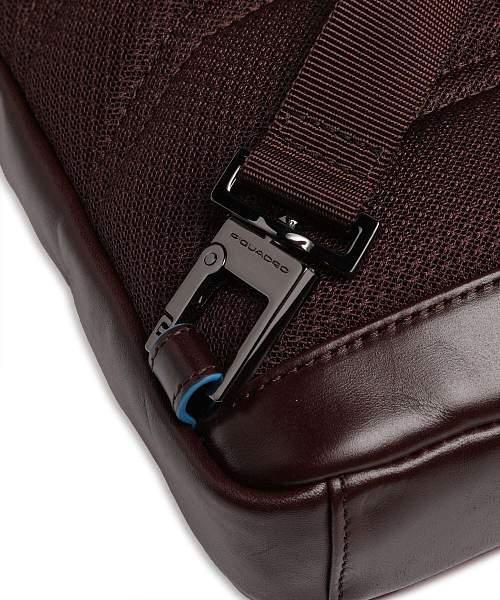 Рюкзак с одной лямкой Piquadro из натуральной кожи Piquadro, Артикул: CA6589B2/MO фото №1