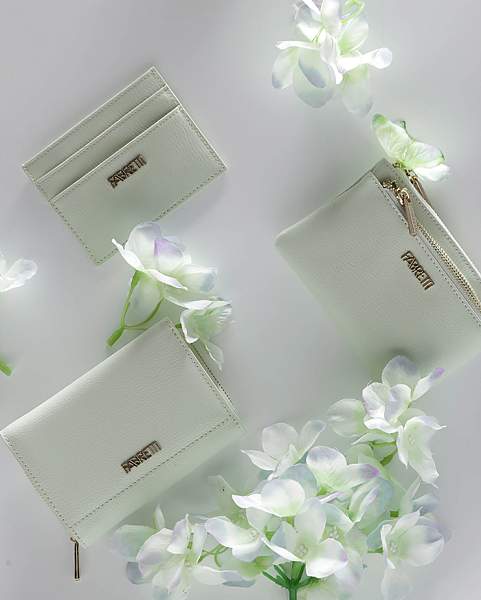 Q250004D-150 FABRETTI Визитница жен. нат. кожа Fabretti, Артикул: Q250004D-150 фото №1